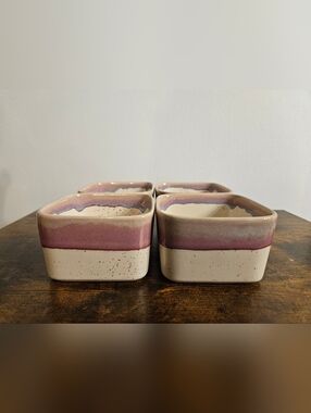 Set of 4 Ceramic Ramekins in Cream and Mauve